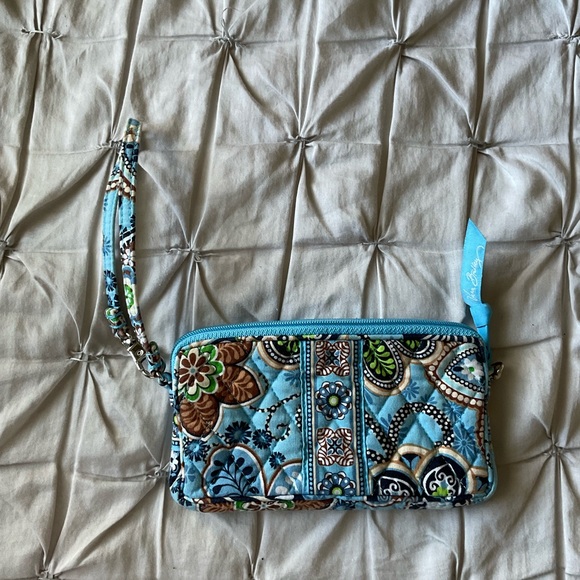 Vera Bradley pouch - Picture 12 of 13